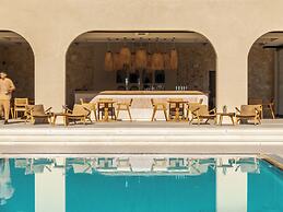 Ekati Mare Lifestyle Resort