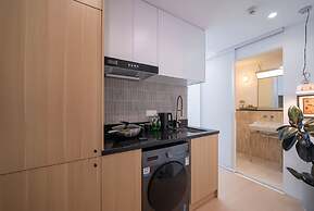 Shanghai Hills&FanStay close to Tianzifang Line 9
