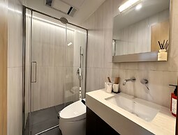 Shanghai Hills&FanStay close to Tianzifang Line 9