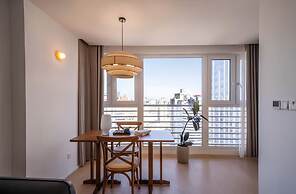 Shanghai Hills&FanStay close to Tianzifang Line 9