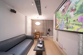 Shanghai Hills&FanStay close to Tianzifang Line 9