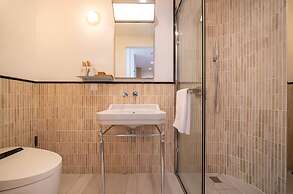 Shanghai Hills&FanStay close to Tianzifang Line 9
