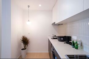 Shanghai Hills&FanStay close to Tianzifang Line 9