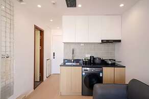 Shanghai Hills&FanStay close to Tianzifang Line 9