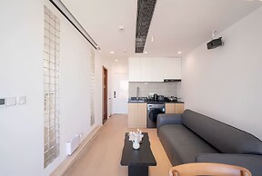 Shanghai Hills&FanStay close to Tianzifang Line 9