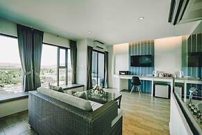 The Galla Hotel