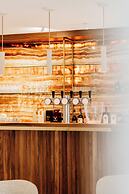 Alfred Hotel & Gastro Bar