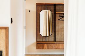 Alfred Hotel & Gastro Bar