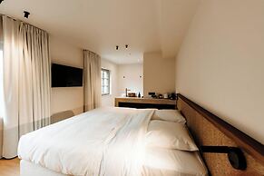 Alfred Hotel & Gastro Bar