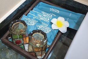 Amaleena Pool Access