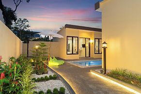 Amaleena Pool Access