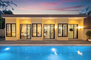 Amaleena Pool Access