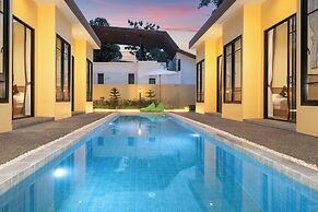 Amaleena Pool Access