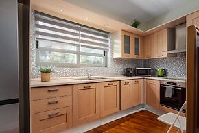 Varkiza Escape Residence