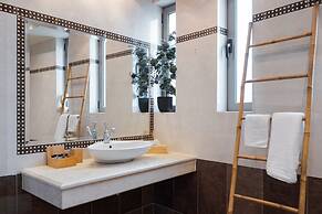 Varkiza Escape Residence