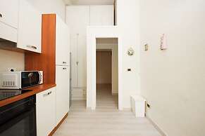 Rafael House by Ghor