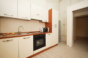 Rafael House by Ghor