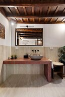 Domus Minelli Navona by Ghor