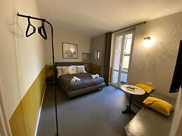 Cavour Urban Rooms - by Ghor