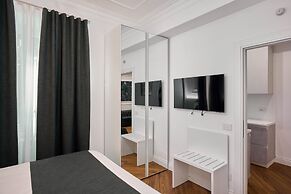 Domus Mariani - Robinie by Ghor