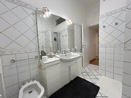 Tiziano House by Ghor