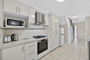 3-bedroom Escape With Outdoor Living Area