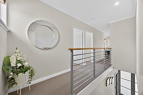3-bedroom Escape With Outdoor Living Area