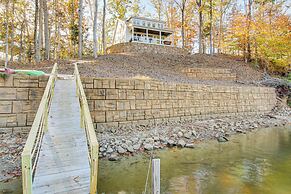 Unplugged Getaway on Lake Secession! Home w/ Dock