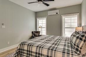 Unplugged Getaway on Lake Secession! Home w/ Dock