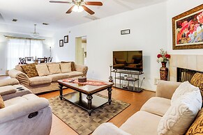 Explore Houston & Beyond! Spring Home w/ Backyard