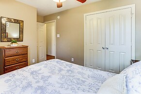 Explore Houston & Beyond! Spring Home w/ Backyard