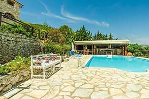 Villa Poseidon Executive Suite
