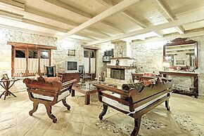 Villa Poseidon Master Suite