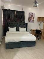 ELLEX SLEEVES APARTMENT