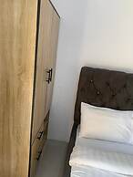 ELLEX SLEEVES APARTMENT