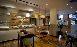 Le Basilic Addis Hotel Apartment & Spa