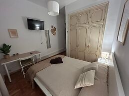 Rooms Rey junto a Plaza España