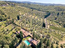 Exclusive Villa & Winery for 4 Persons