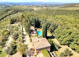 Exclusive Villa & Winery for 4 Persons