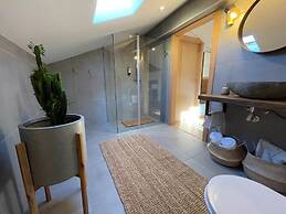 Villa D'Aurora Country Suites