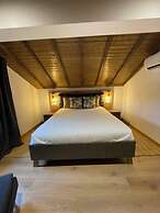Villa D'Aurora Country Suites