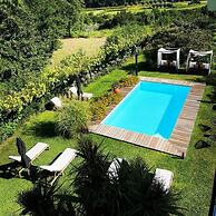Villa D'Aurora Country Suites