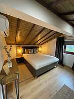 Villa D'Aurora Country Suites