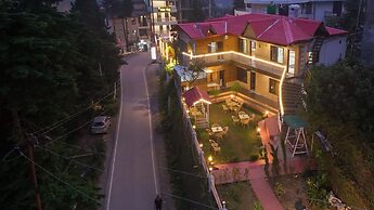 7 Lake Stays Sattal