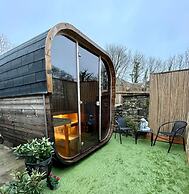 The Little Retreat