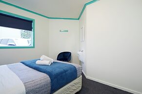 Pacific Coast Lodge and Backpackers