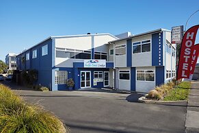 Pacific Coast Lodge and Backpackers