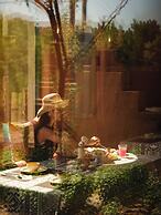 Rizamat Manor Bed&Breakfast