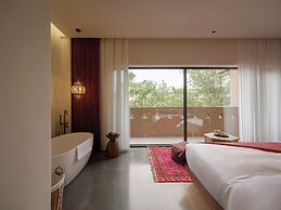 Rizamat Manor Bed&Breakfast