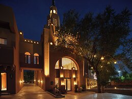 Rizamat Manor Bed&Breakfast